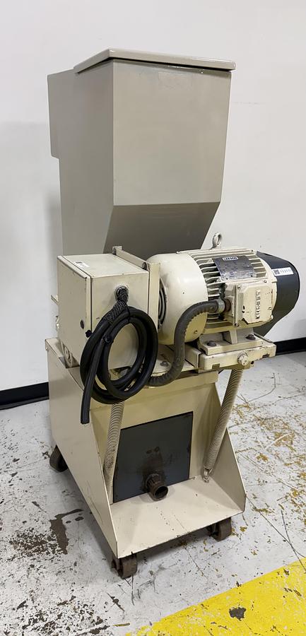 Used DNL / NOT CLEANED NELMOR GRINDER GRANULATOR G1012M1 USED