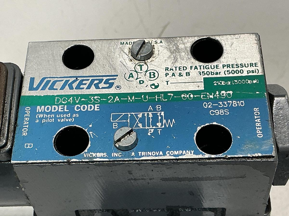 Used VICKERS DG4V-3S-2A-M-U-HL7-60-EN490