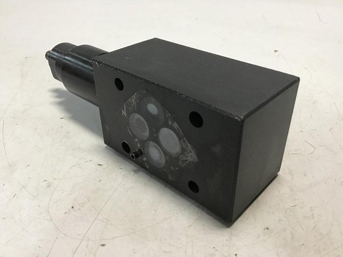 Used VICKERS Pressure Relief Valve DGMC-3-PT-AW-41-EN411 #130781