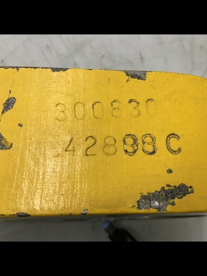 Used VAN DORN Toggle Link 300830 USED