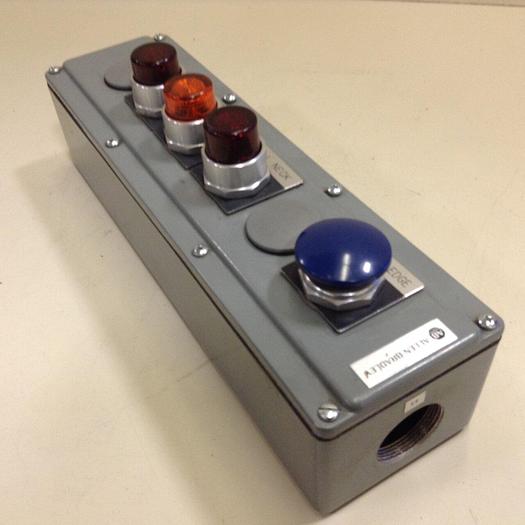 Used ALLEN BRADLEY Push Button Enclosure 800T-6TZM11 SER T #69406