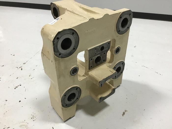 Used CINCINNATI DYNACOMP Rear Platen 3990765 Used