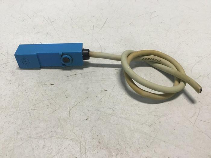 Used YAMATAKE Proximity Switch FL2-4A6S #128207