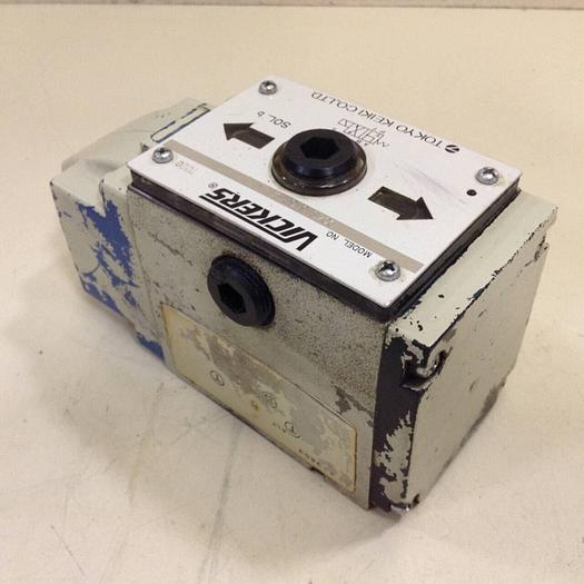 Used VICKERS Valve DG4S56BWT11 #80552