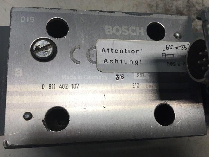 Used BOSCH Valve 0 811 402 107 Used