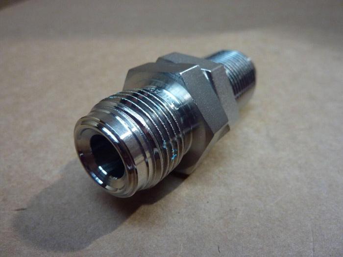 Used SWAGELOK Bulkhead Union Body SS-8-VCR-61 #39268