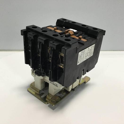 Used TELEMECANIQUE Contactor LC1D804 #94352