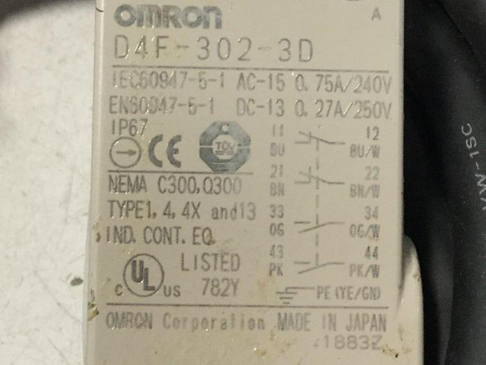 Used OMRON Limit Switch D4F-302-3D #108161