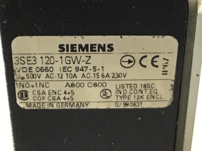 Used SIEMENS Limit Switch3 3SE3 120-1GW-Z #121161