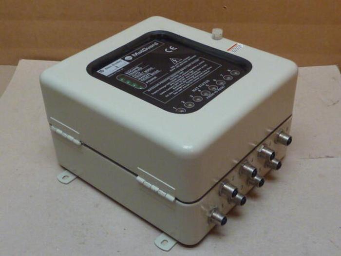 Used ALLEN BRADLEY Guardmaster Safety Control 440F-C28011 SER B #32806