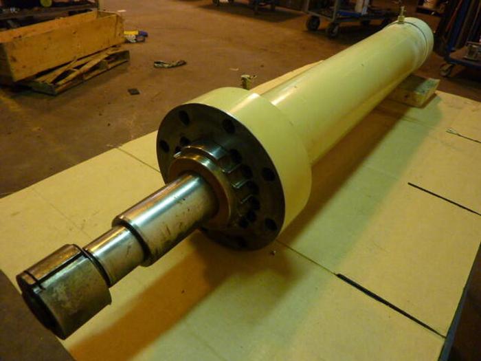 Used GENERIC Hydraulic Cylinder CYL122 #27122