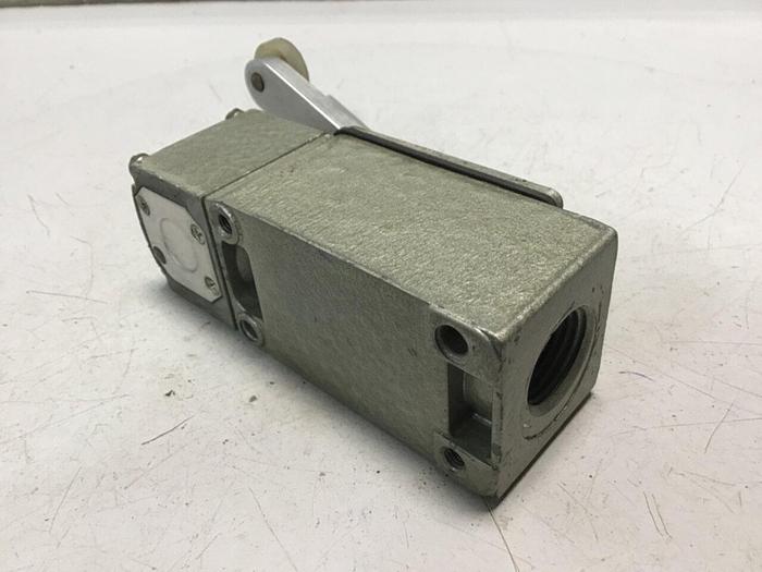 Used TELEMECANIQUE Lox-Switch C2JK05 #121765