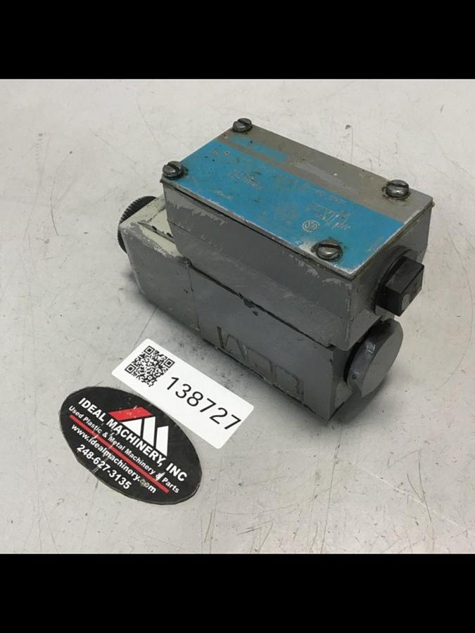 Used VICKERS Valve DG4V30AMFWB660EN21 #138727