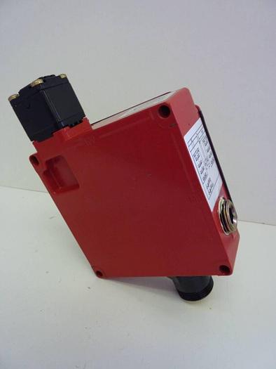 Used HONEYWELL Micro Switch GKRA40L6A2 #8494