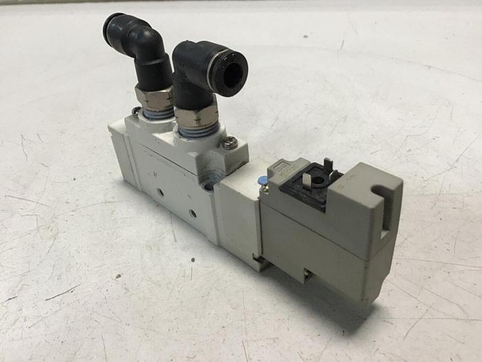 Used SMC Solenoid Valve SY7120-5DZ-02T #122236
