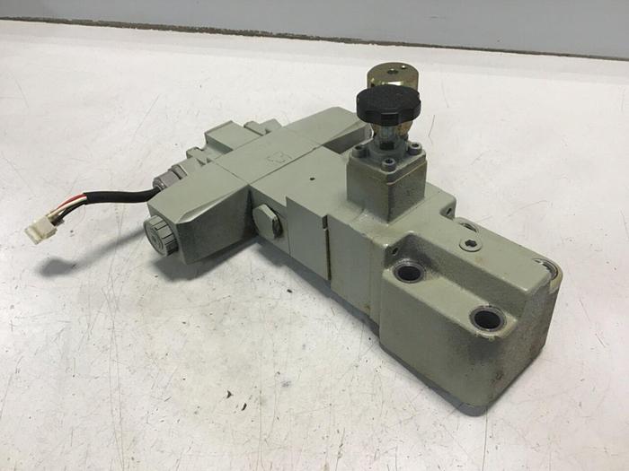 Used VICKERS Valve TCG30-03-FV-10 Used