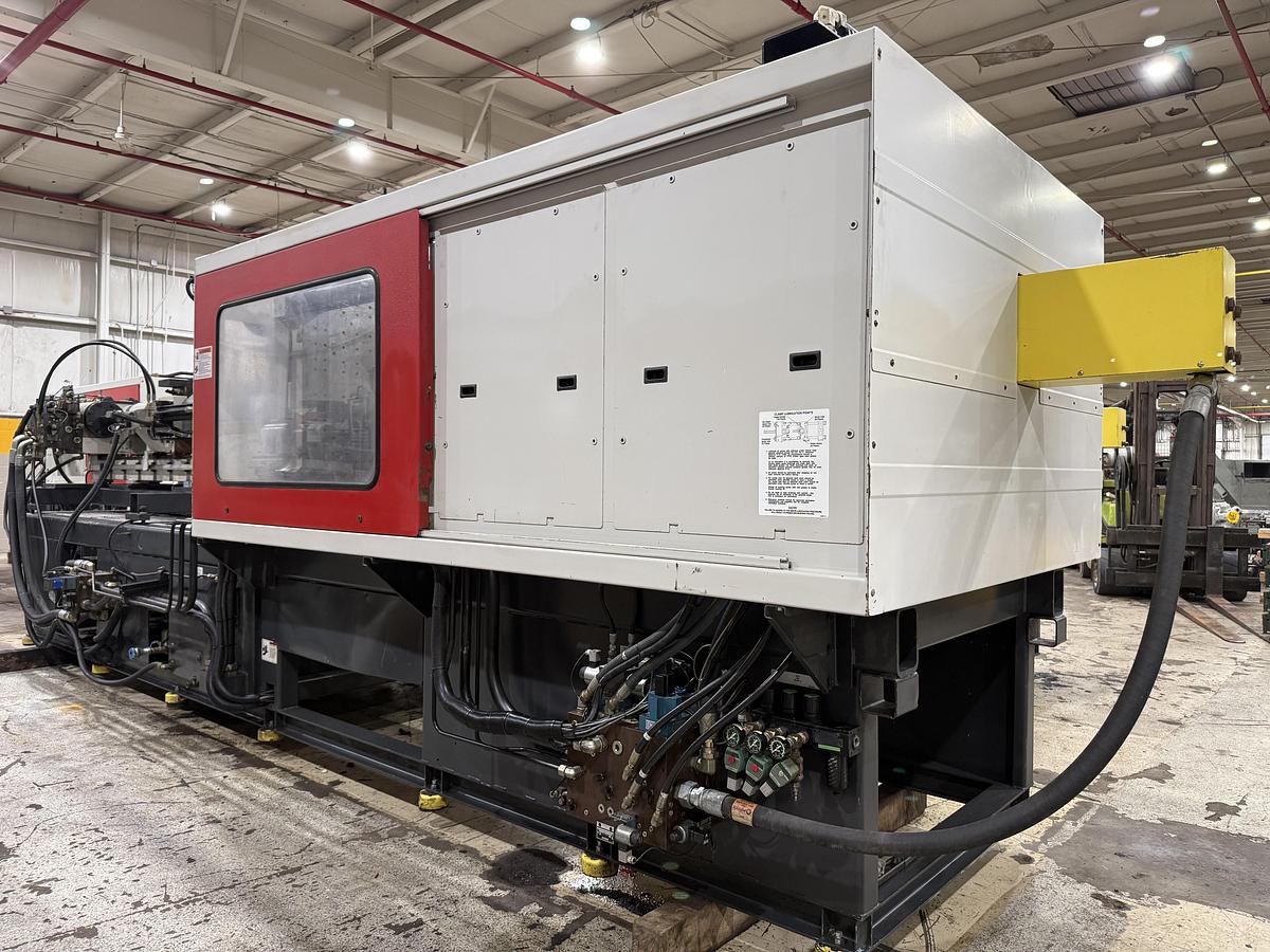 Used 2002 FERROMATIK MILACRON 450 Ton Injection Molding Machine MT450-54 USED #151853