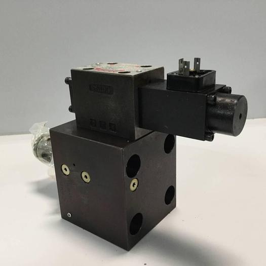 Used MOOG Valve WE42P06C27PAOBN #91772