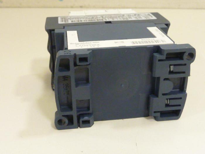 Used TELEMECANIQUE Contactor LC1D25BD #64351