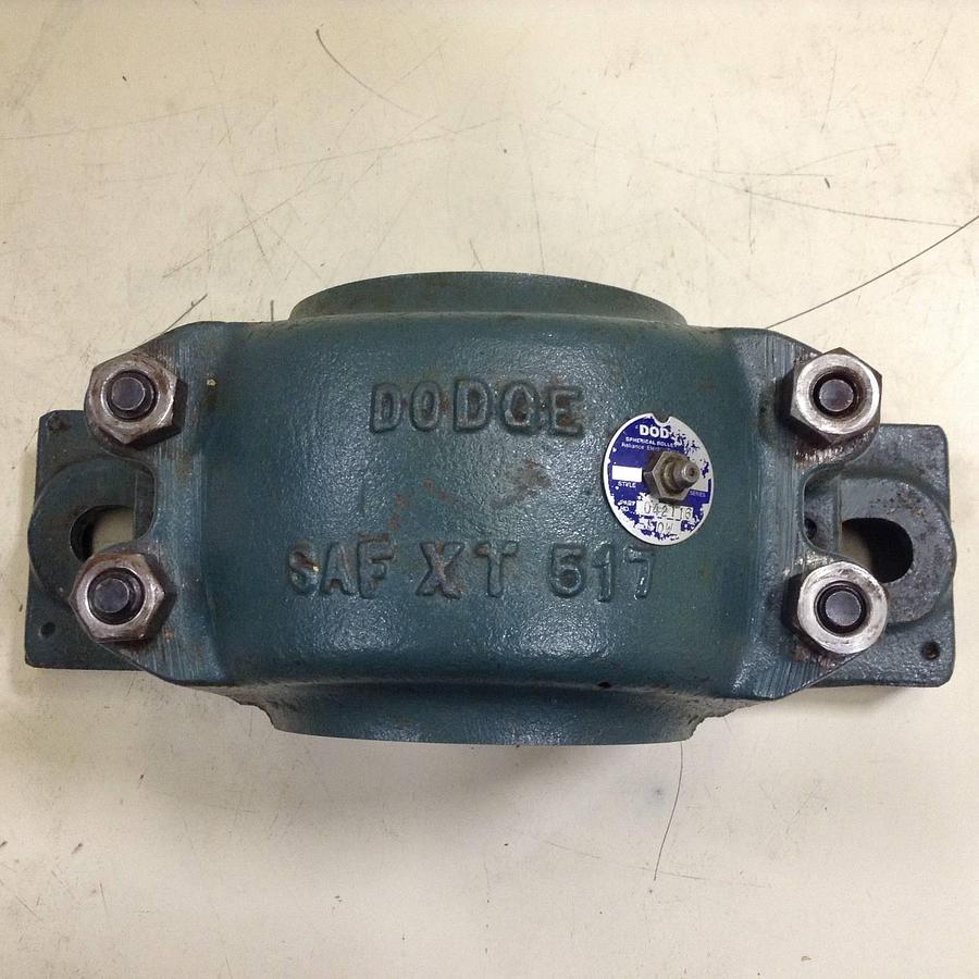 Used DODGE Pillow Block Roller Bearing SAF XT 517 Used