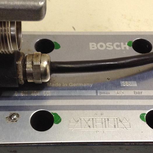 Used BOSCH SERVO Proportional Valve 0 811 404 511 USED