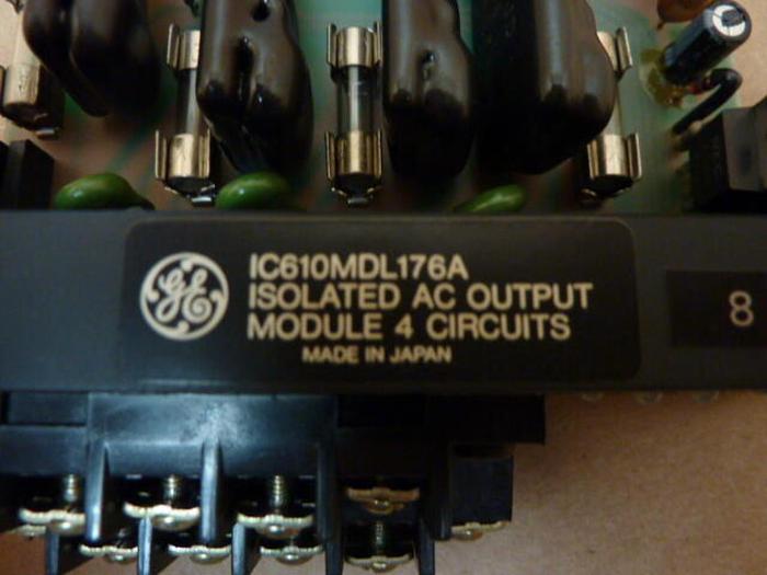 Used GENERAL ELECTRIC / GE AC Output Module IC610MDL176A #27649