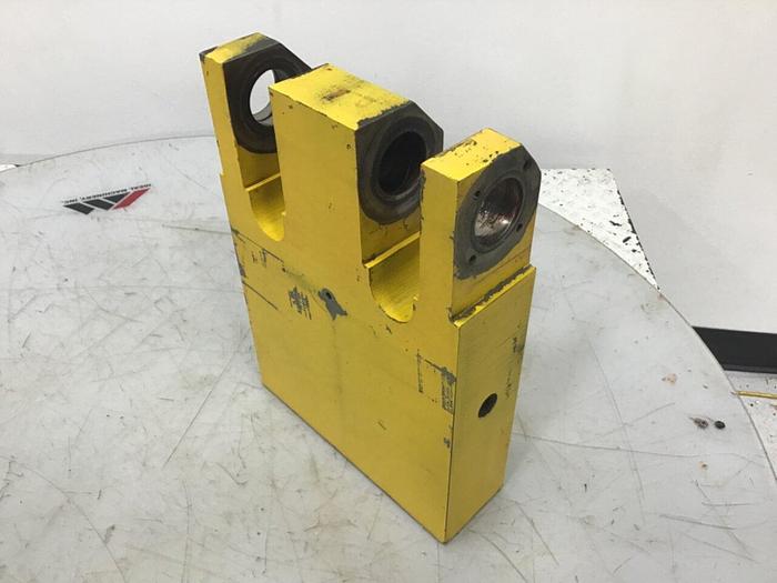 Used VAN DORN Toggle Link Mount Platen 110-RS-8F / TLMP #131649