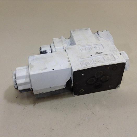 Used YUKEN Directional Valve DSG-01-2B2-D24-50251 #72516