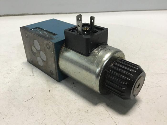 Used BOSCH Directional Valve 0 810 091 227 #129946