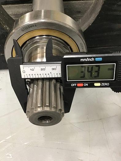 Used HUSKY Injection Unit Drive Shaft 692189 B 21879 #141138