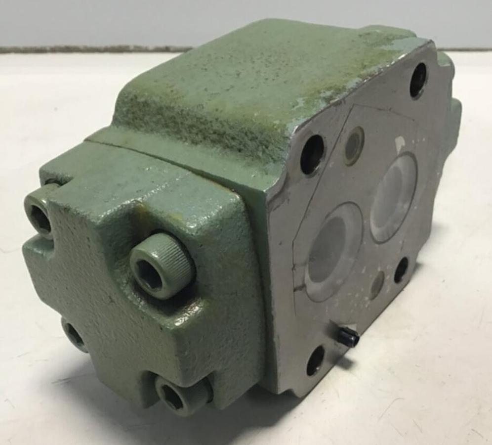 Used YUKEN Pilot Operated Check Valve CPDG-06-E-75-2017 USED