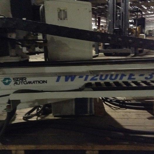 Used STAR AUTOMATION End of Arm Tooling - Vertical Arm TW-1200FE03/EOA #89469
