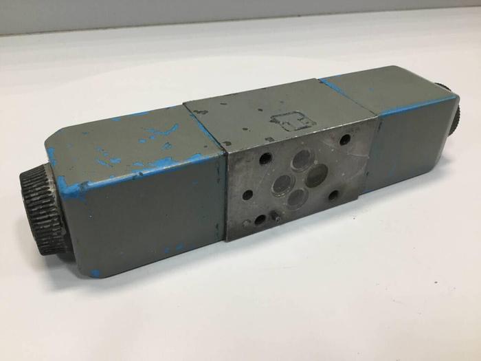 Used VICKERS Valve DG4V38CVMUHL761 #99107