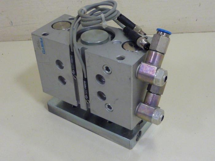 Used FESTO Pneumatic Cylinder DFM-40-25-P-A-GF #57355