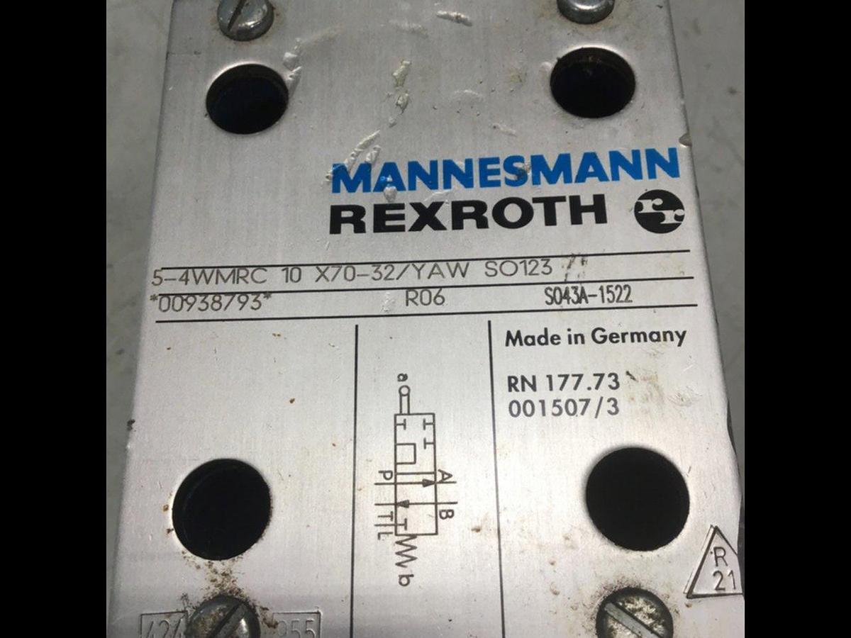 Used REXROTH Valve 54WMRC10X7032YAWSO123 Used