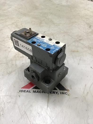 Used VICKERS Valve DG4V-3-2A-M-U-HL7-60 Used