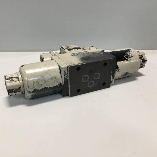 Used NACHI Directional Control Valve SS-G01-CL2K-GR-D2-9331A #91579