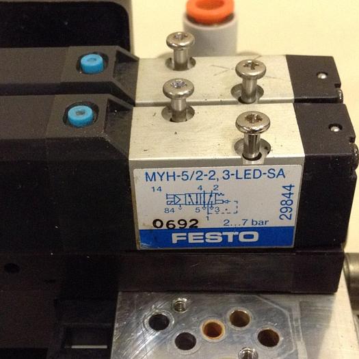 Used FESTO Control Block w/ Valves VIMP-MINI-1/8-8-SA #70609
