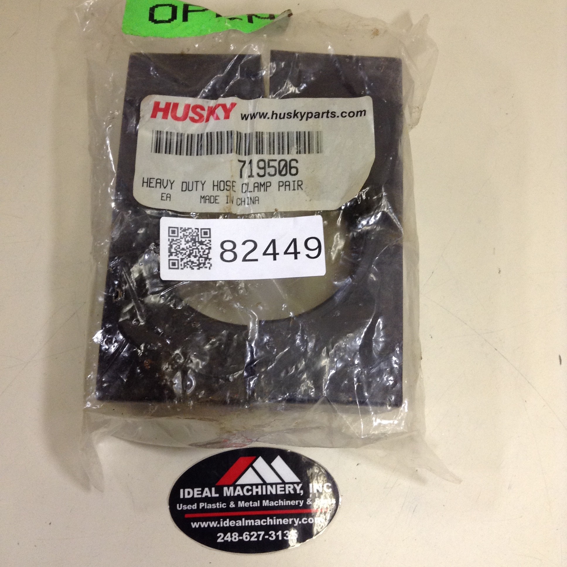 Used HUSKY Heavy Duty Hose Clamp Pair 719506 Used