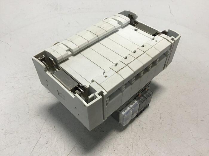 Used SMC Manifold w/ Valves SY3140-5M0U-Q #120935