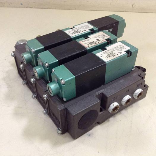 Used NUMATICS Control Block w/ Valves 082SA415M #80036