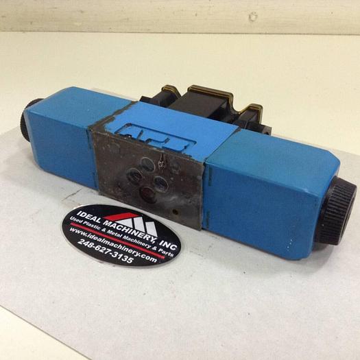Used VICKERS Valve DG4V3S2CMFTWLH560 #74184