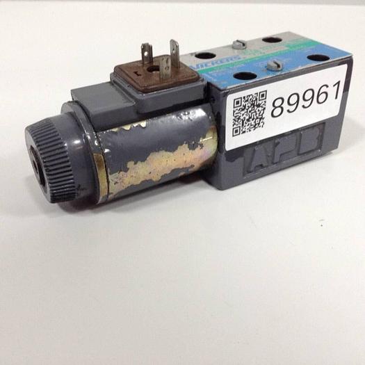Used VICKERS Valve DG4V3S2AMUHL760EN490 Used