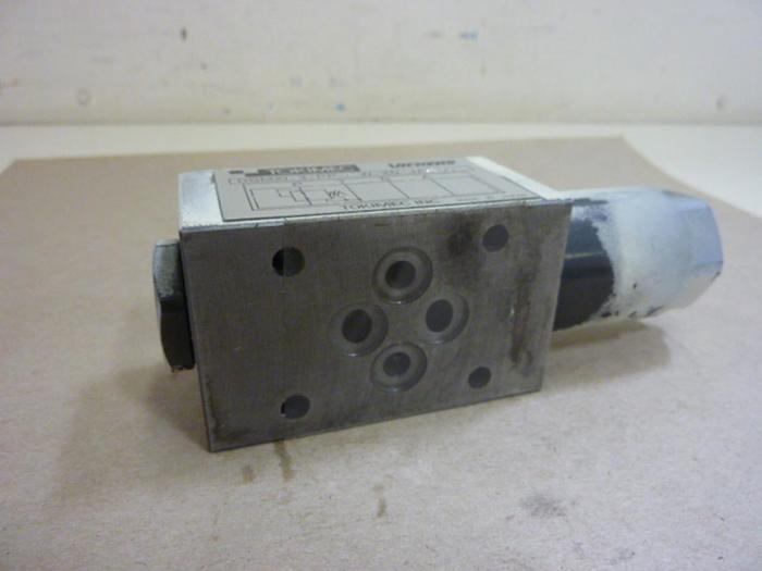 Used VICKERS Valve DGMXI3PPCW20JAS11 #64606