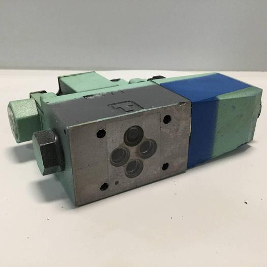 Used VICKERS Directional Control Valve DG4V32AMP7H750JA100 #91786