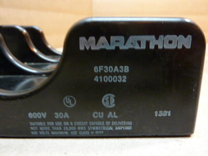 Used MARATHON 30 Amp Fuse Block 6F30A3B #30034