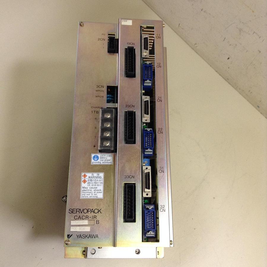 Used YASKAWA Servopack CACR-IR020202F Used