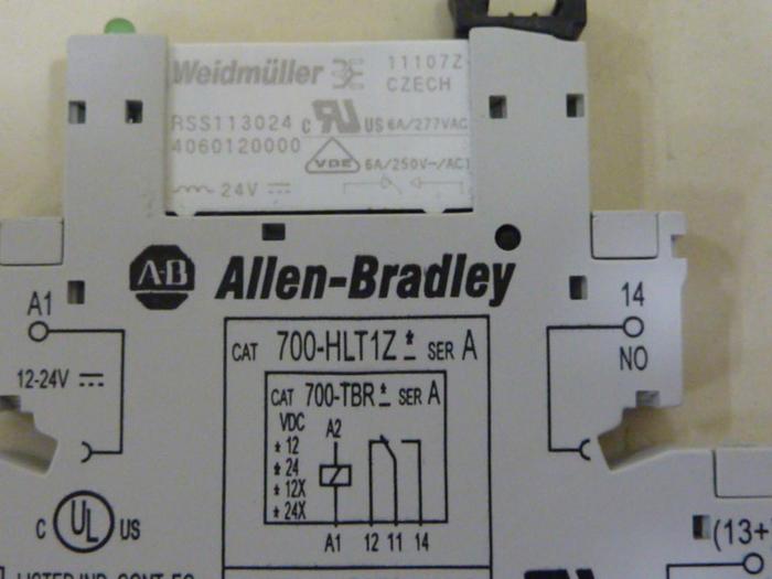 Used ALLEN BRADLEY Terminal Block 700-HLT1Z SER A #85588
