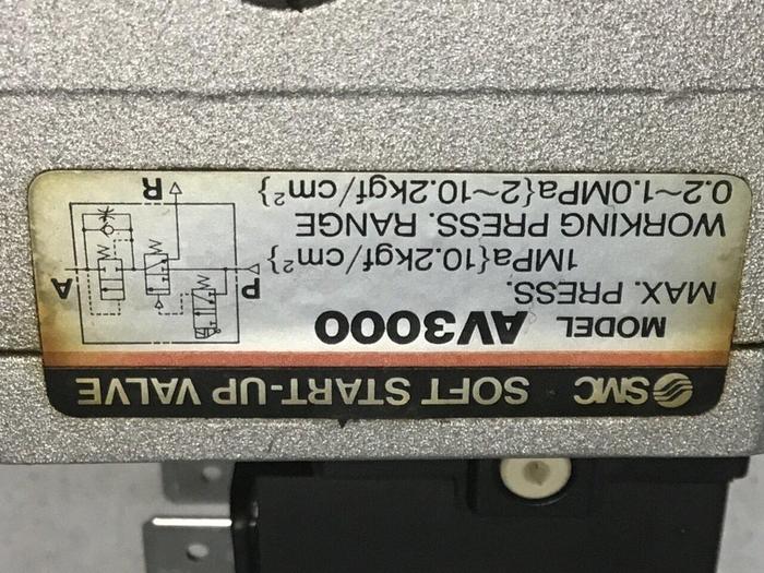 Used SMC Solenoid Valve AV3000 #124266