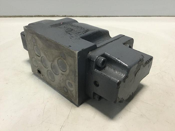 Used VICKERS Valve DG5S 5 2C T MU H7 21 #132252